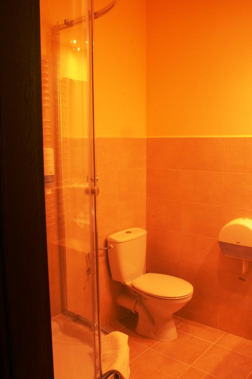 Hotel Kuznia Oberza Polska Łysomice Quarto foto